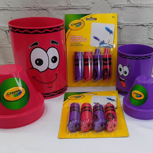'CRAYOLA' CRAYON SHAPE STORAGE BINS & HANGING PEGS 12 PIECE SET - Picture 16 of 16